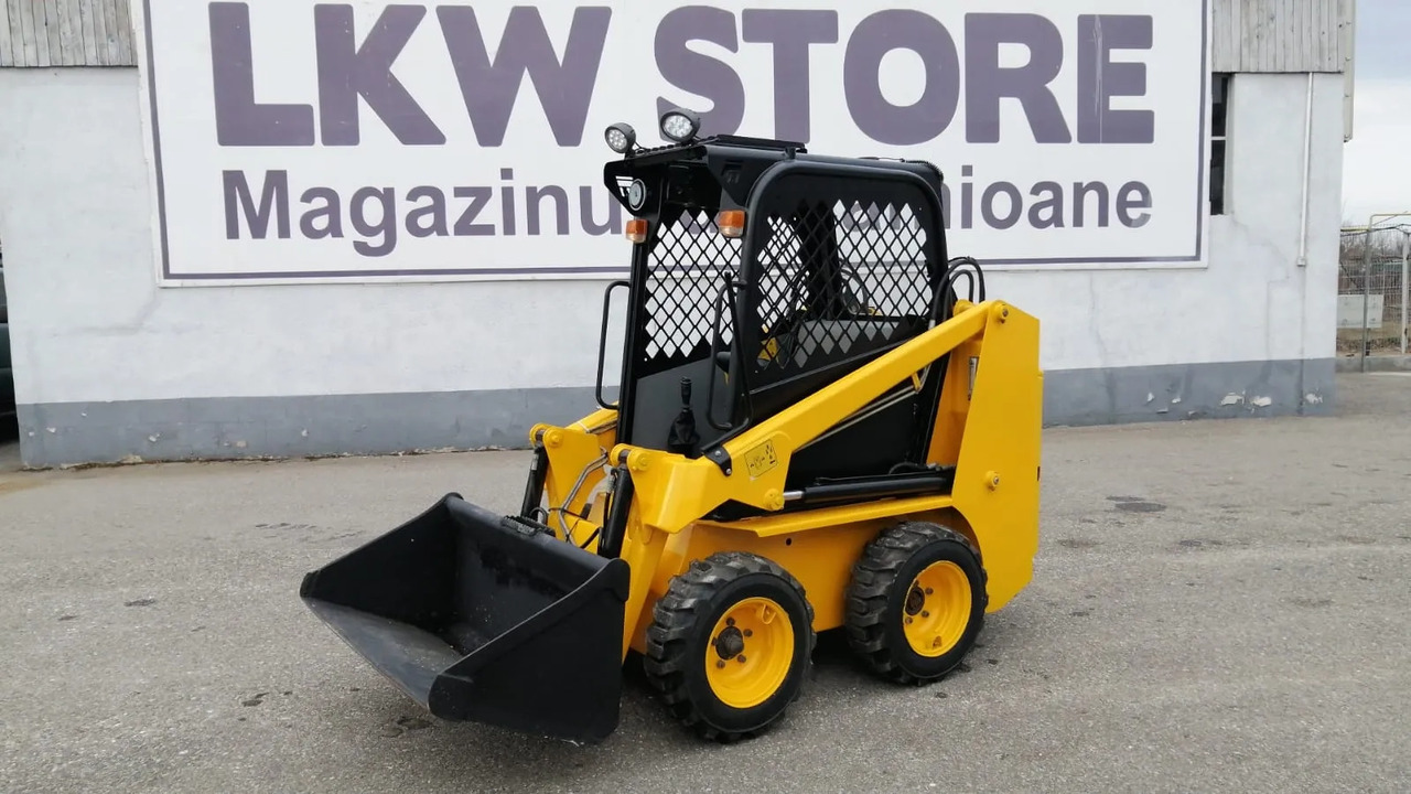 Bobcat Front Loader Ram Italia FM 120 – Hammer Installation - Mini utovarivač: slika Bobcat Front Loader Ram Italia FM 120 – Hammer Installation - Mini utovarivač Bobcat Front Loader Ram Italia FM 120 – Hammer Installation - Mini utovarivač: slika Bobcat Front Loader Ram Italia FM 120 – Hammer Installation - Mini utovarivač