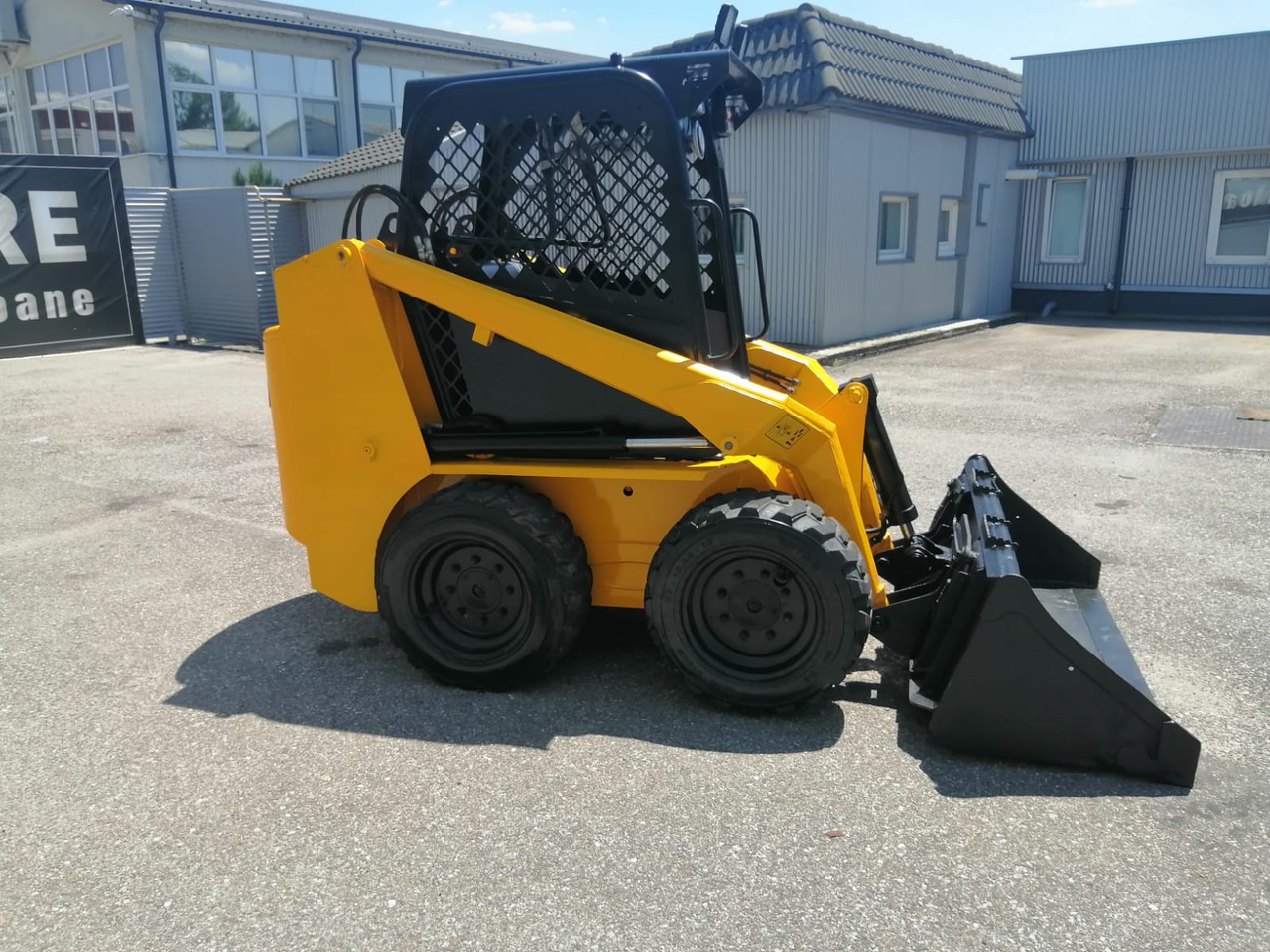 Mini utovarivač Bobcat SKID TYRE FRONT LOADER RAM ITALY: slika Mini utovarivač Bobcat SKID TYRE FRONT LOADER RAM ITALY