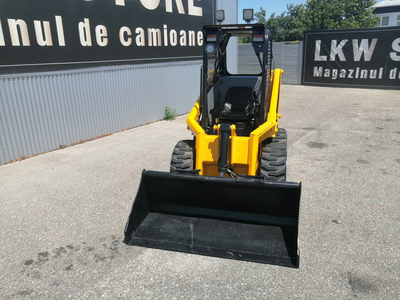 Mini utovarivač Bobcat SKID TYRE FRONT LOADER RAM ITALY: slika Mini utovarivač Bobcat SKID TYRE FRONT LOADER RAM ITALY