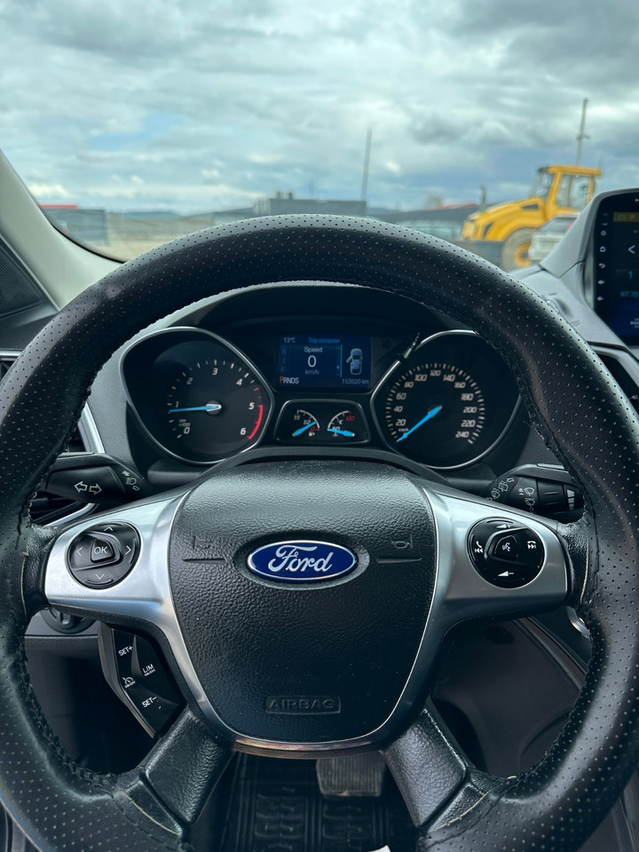 FORD KUGA TITANIUM - SUV: slika FORD KUGA TITANIUM - SUV FORD KUGA TITANIUM - SUV: slika FORD KUGA TITANIUM - SUV