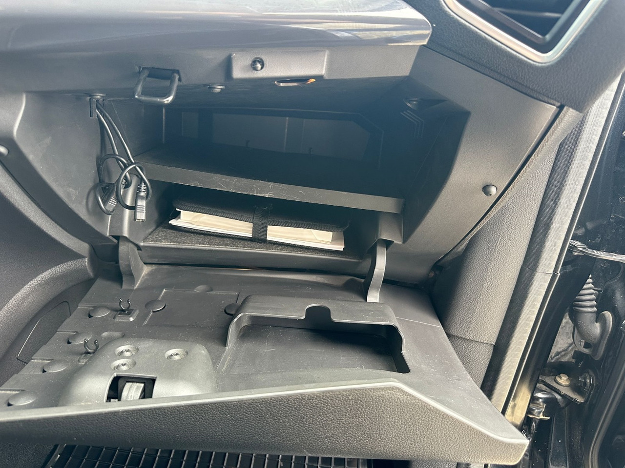 FORD KUGA TITANIUM - SUV: slika FORD KUGA TITANIUM - SUV FORD KUGA TITANIUM - SUV: slika FORD KUGA TITANIUM - SUV