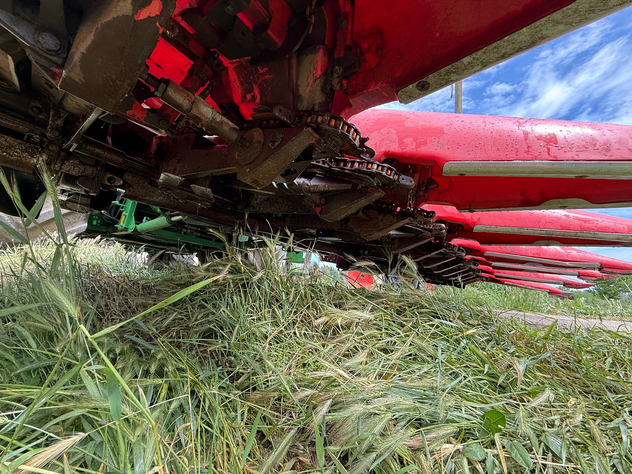 Hydraulic folding corn header Capello Quasar - Kombajn za kukuruz: slika Hydraulic folding corn header Capello Quasar - Kombajn za kukuruz Hydraulic folding corn header Capello Quasar - Kombajn za kukuruz: slika Hydraulic folding corn header Capello Quasar - Kombajn za kukuruz
