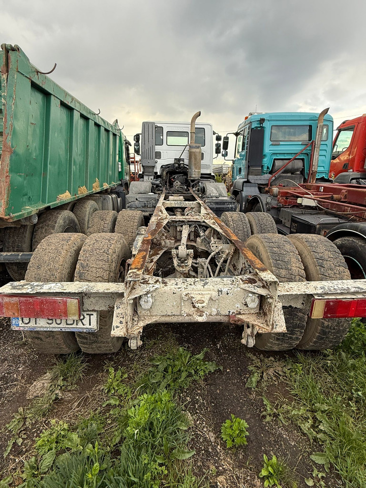IVECO TRAKKER CHASSIS - Kamion-šasija: slika IVECO TRAKKER CHASSIS - Kamion-šasija IVECO TRAKKER CHASSIS - Kamion-šasija: slika IVECO TRAKKER CHASSIS - Kamion-šasija