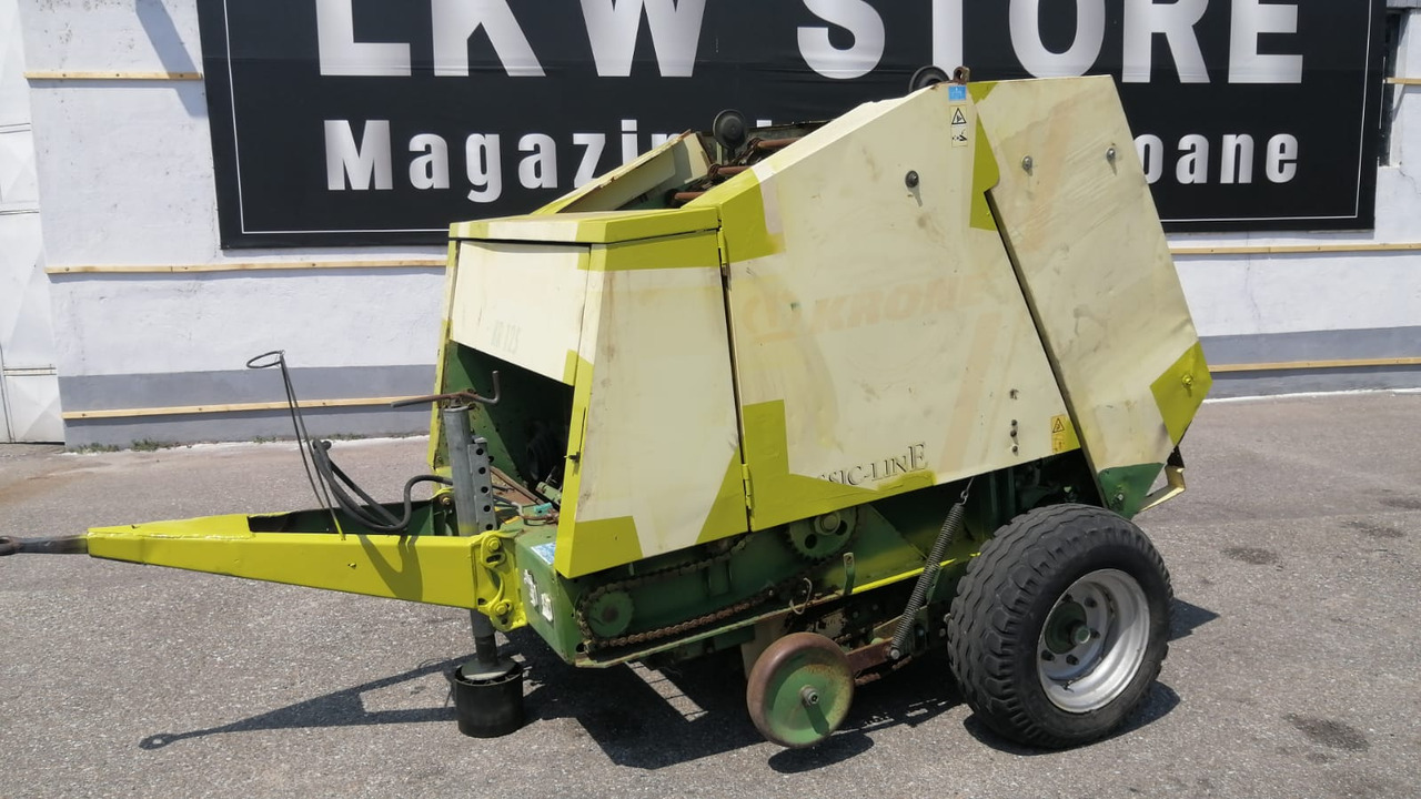 Krone KR 125 B Baler - Rolo balirka: slika Krone KR 125 B Baler - Rolo balirka Krone KR 125 B Baler - Rolo balirka: slika Krone KR 125 B Baler - Rolo balirka