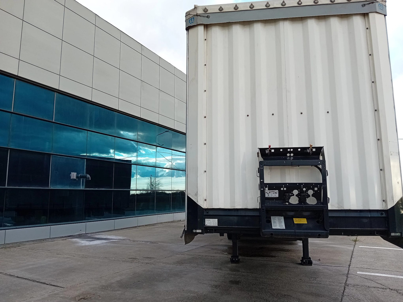 Krone Sliding Tarpaulin Semi-trailer Standard, TOP ! - Poluprikolica s ceradom: slika Krone Sliding Tarpaulin Semi-trailer Standard, TOP ! - Poluprikolica s ceradom Krone Sliding Tarpaulin Semi-trailer Standard, TOP ! - Poluprikolica s ceradom: slika Krone Sliding Tarpaulin Semi-trailer Standard, TOP ! - Poluprikolica s ceradom