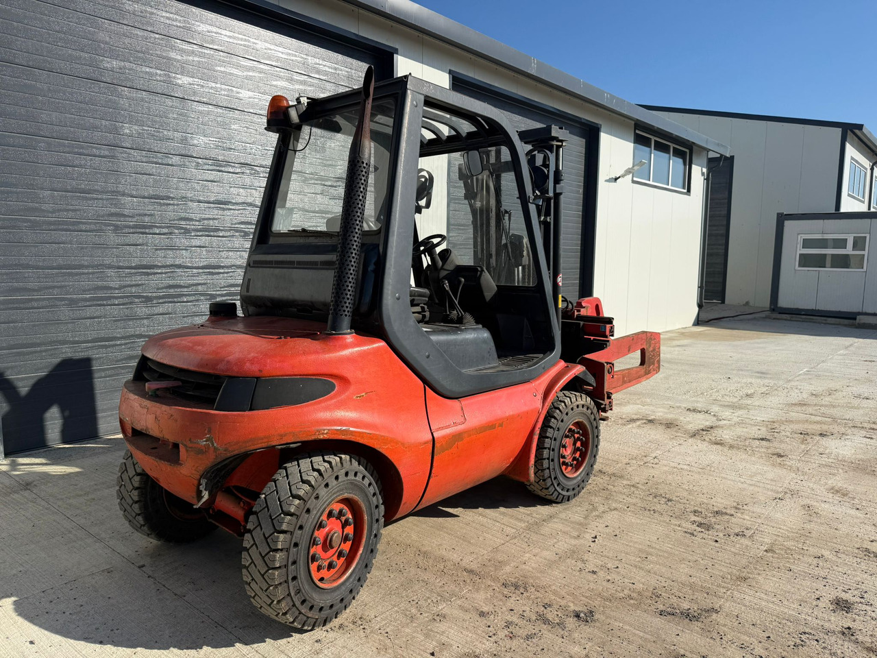 LINDE H40 STACKER - Diesel viličar: slika LINDE H40 STACKER - Diesel viličar LINDE H40 STACKER - Diesel viličar: slika LINDE H40 STACKER - Diesel viličar