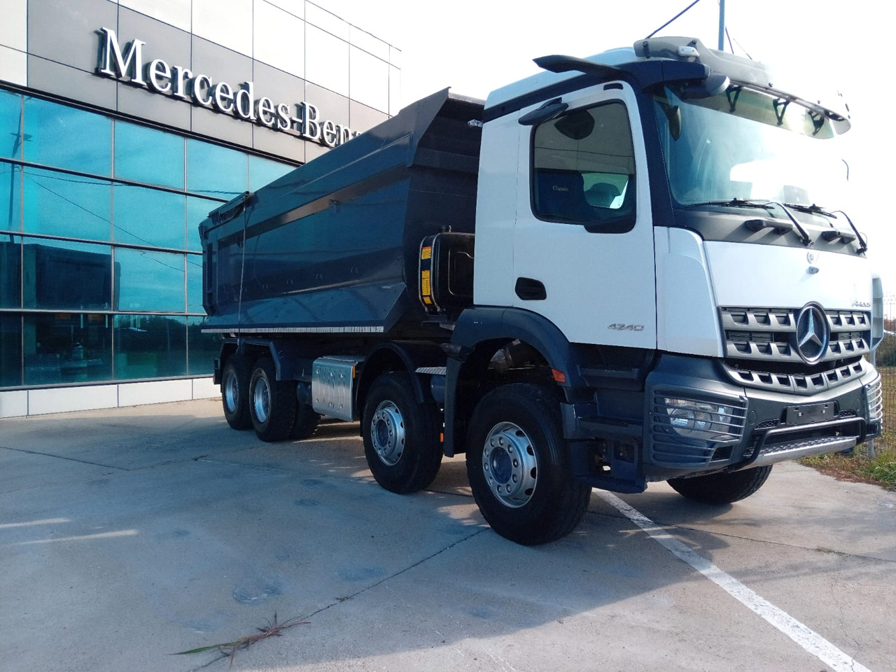 Mercedes-Benz Arocs 42.40 8×4 Basculanta/Tipper/Kipper Heavy Duty, TOP !!! - Kiper: slika Mercedes-Benz Arocs 42.40 8×4 Basculanta/Tipper/Kipper Heavy Duty, TOP !!! - Kiper Mercedes-Benz Arocs 42.40 8×4 Basculanta/Tipper/Kipper Heavy Duty, TOP !!! - Kiper: slika Mercedes-Benz Arocs 42.40 8×4 Basculanta/Tipper/Kipper Heavy Duty, TOP !!! - Kiper