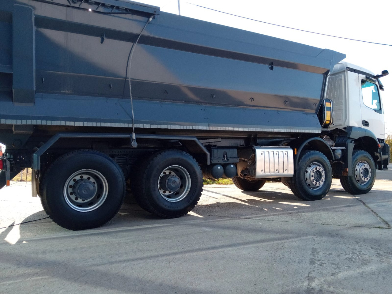 Mercedes-Benz Arocs 42.40 8×4 Basculanta/Tipper/Kipper Heavy Duty, TOP !!! - Kiper: slika Mercedes-Benz Arocs 42.40 8×4 Basculanta/Tipper/Kipper Heavy Duty, TOP !!! - Kiper Mercedes-Benz Arocs 42.40 8×4 Basculanta/Tipper/Kipper Heavy Duty, TOP !!! - Kiper: slika Mercedes-Benz Arocs 42.40 8×4 Basculanta/Tipper/Kipper Heavy Duty, TOP !!! - Kiper