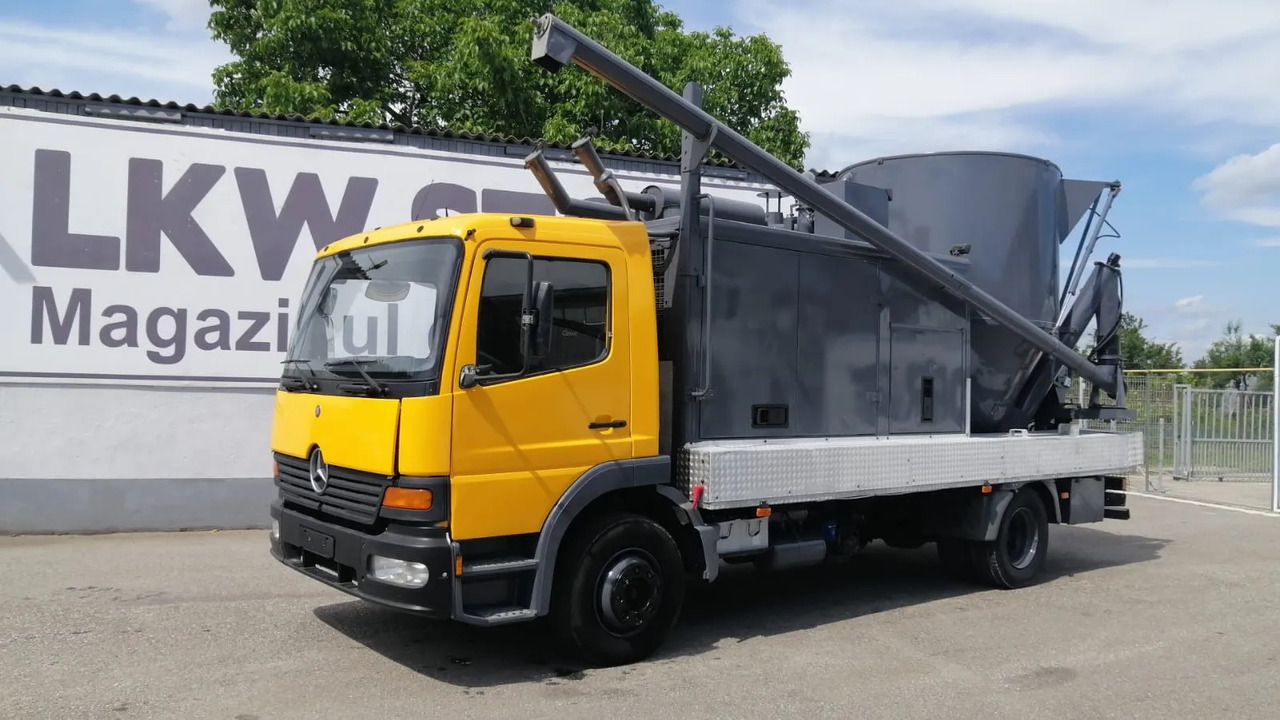 Mercedes-Benz Atego & Gmelin Animal Feed Mill and Mixer/FNC - Oprema za stoku: slika Mercedes-Benz Atego & Gmelin Animal Feed Mill and Mixer/FNC - Oprema za stoku Mercedes-Benz Atego & Gmelin Animal Feed Mill and Mixer/FNC - Oprema za stoku: slika Mercedes-Benz Atego & Gmelin Animal Feed Mill and Mixer/FNC - Oprema za stoku