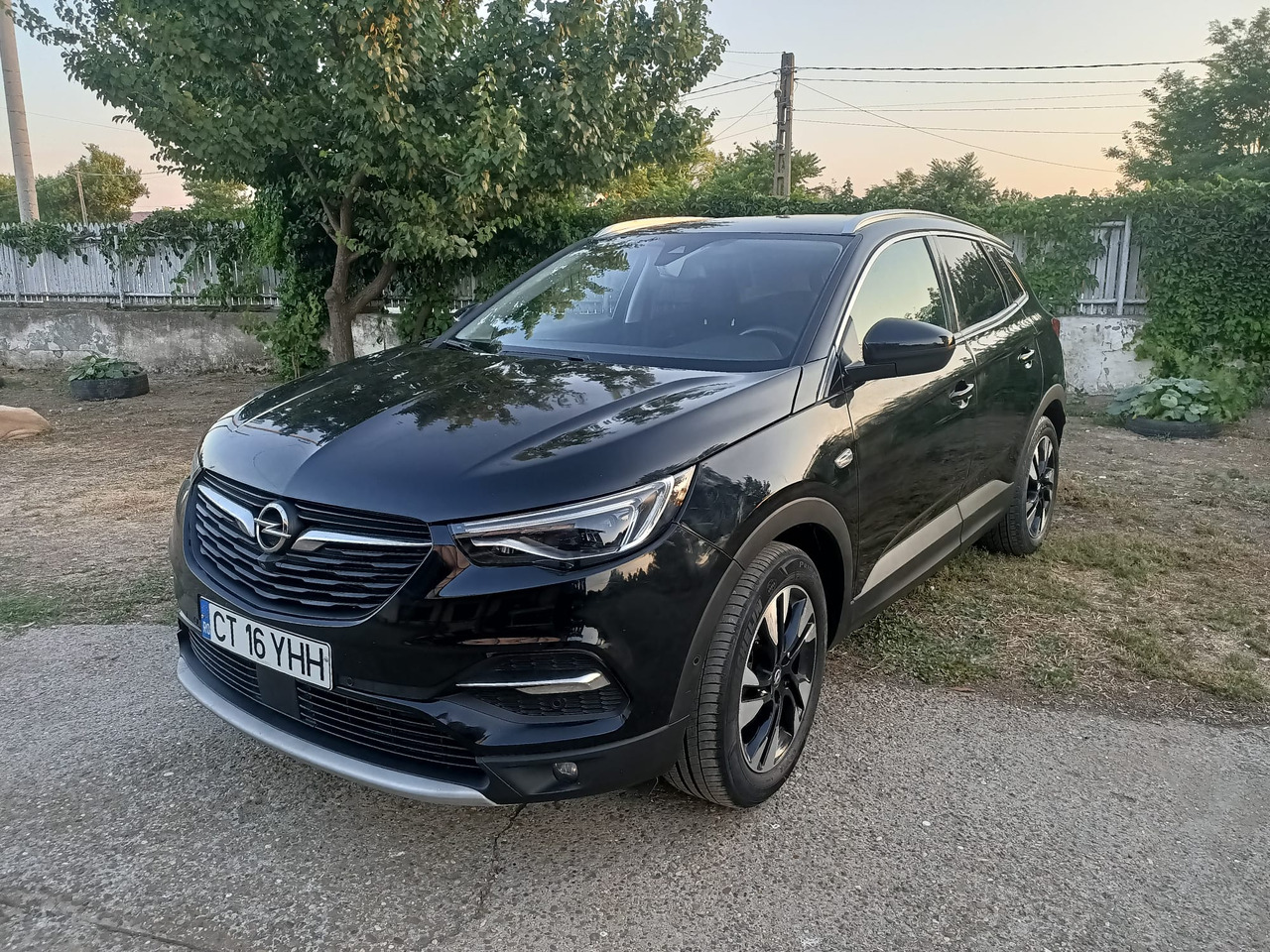 OPEL GRANDLAND X - SUV: slika  OPEL GRANDLAND X - SUV OPEL GRANDLAND X - SUV: slika  OPEL GRANDLAND X - SUV