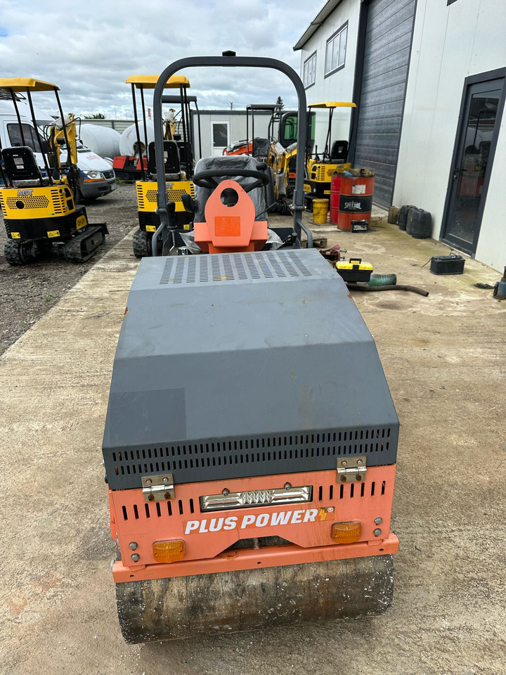 PLUS POWER CP15H VIBROCOMPACTOR CYLINDER - Valjak: slika PLUS POWER CP15H VIBROCOMPACTOR CYLINDER - Valjak PLUS POWER CP15H VIBROCOMPACTOR CYLINDER - Valjak: slika PLUS POWER CP15H VIBROCOMPACTOR CYLINDER - Valjak