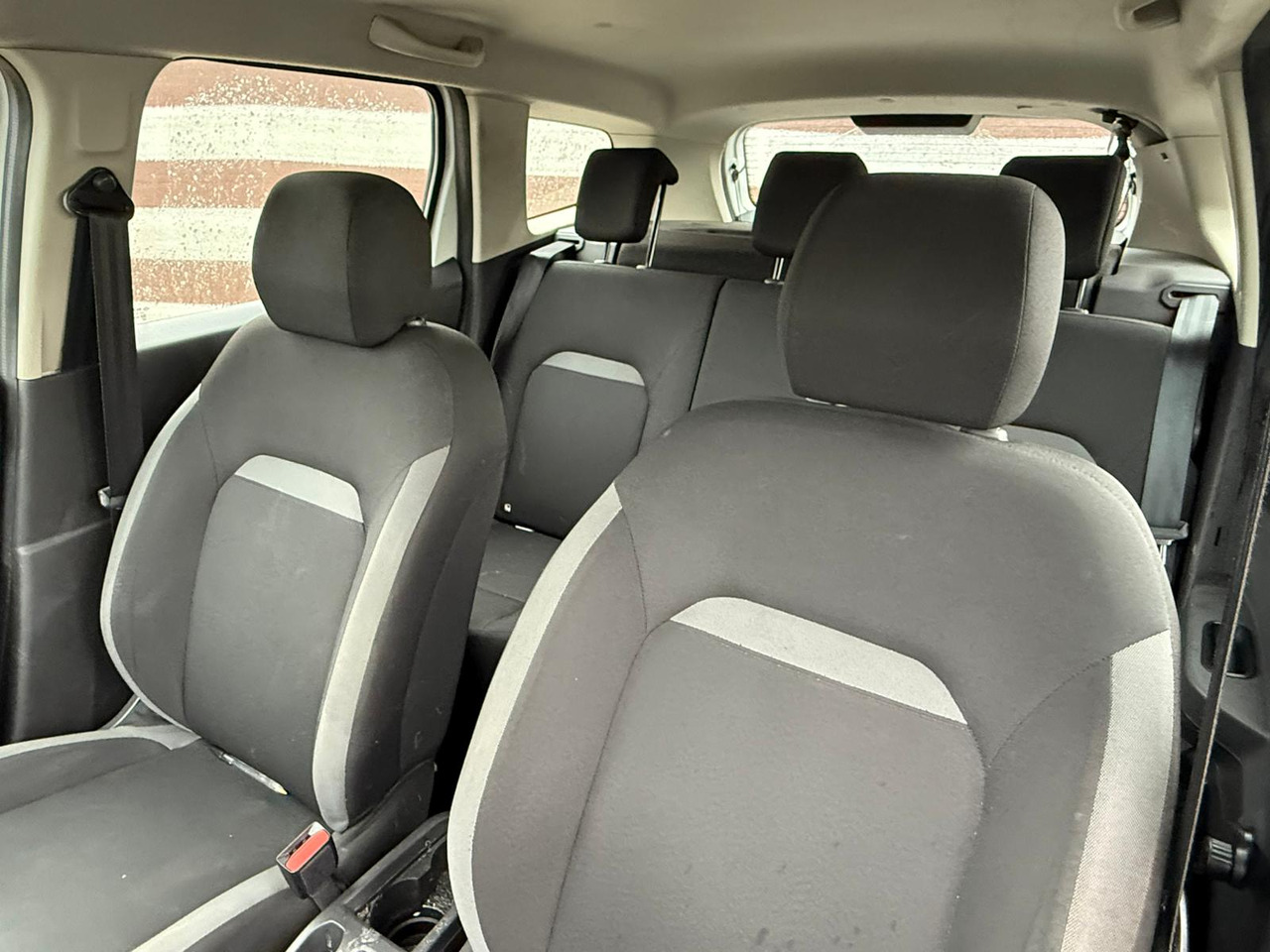 SUV RENAULT DUSTER 4X4: slika SUV RENAULT DUSTER 4X4