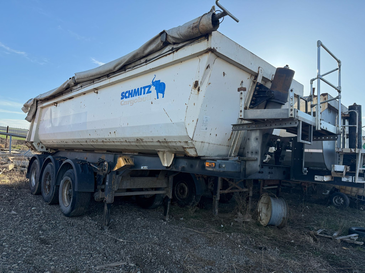 SCHMITZ-GOTHA SKI 24 Tipper Semi-trailer - Kiper poluprikolica: slika SCHMITZ-GOTHA SKI 24 Tipper Semi-trailer - Kiper poluprikolica SCHMITZ-GOTHA SKI 24 Tipper Semi-trailer - Kiper poluprikolica: slika SCHMITZ-GOTHA SKI 24 Tipper Semi-trailer - Kiper poluprikolica