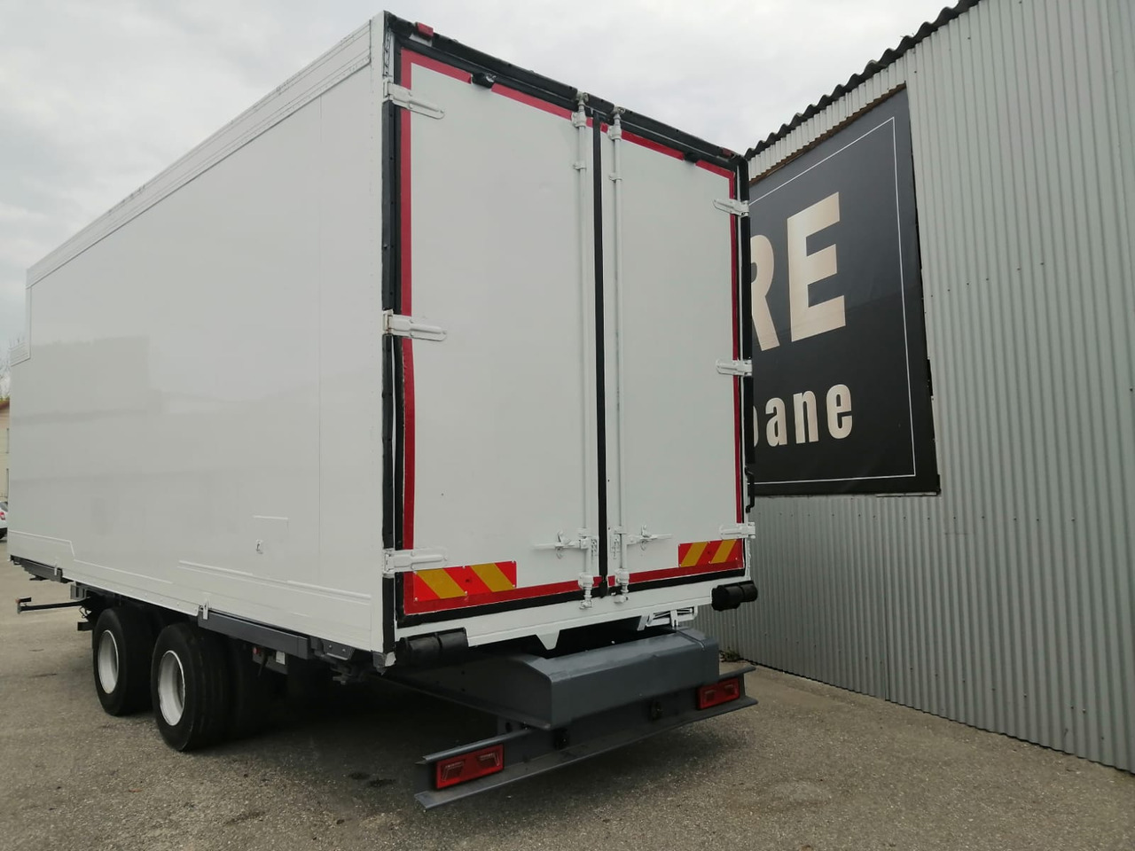 Schmitz Cargobull Container BDF Refrigerated, Meat Lines, Thermo King - Prikolica hladnjača: slika Schmitz Cargobull Container BDF Refrigerated, Meat Lines, Thermo King - Prikolica hladnjača Schmitz Cargobull Container BDF Refrigerated, Meat Lines, Thermo King - Prikolica hladnjača: slika Schmitz Cargobull Container BDF Refrigerated, Meat Lines, Thermo King - Prikolica hladnjača