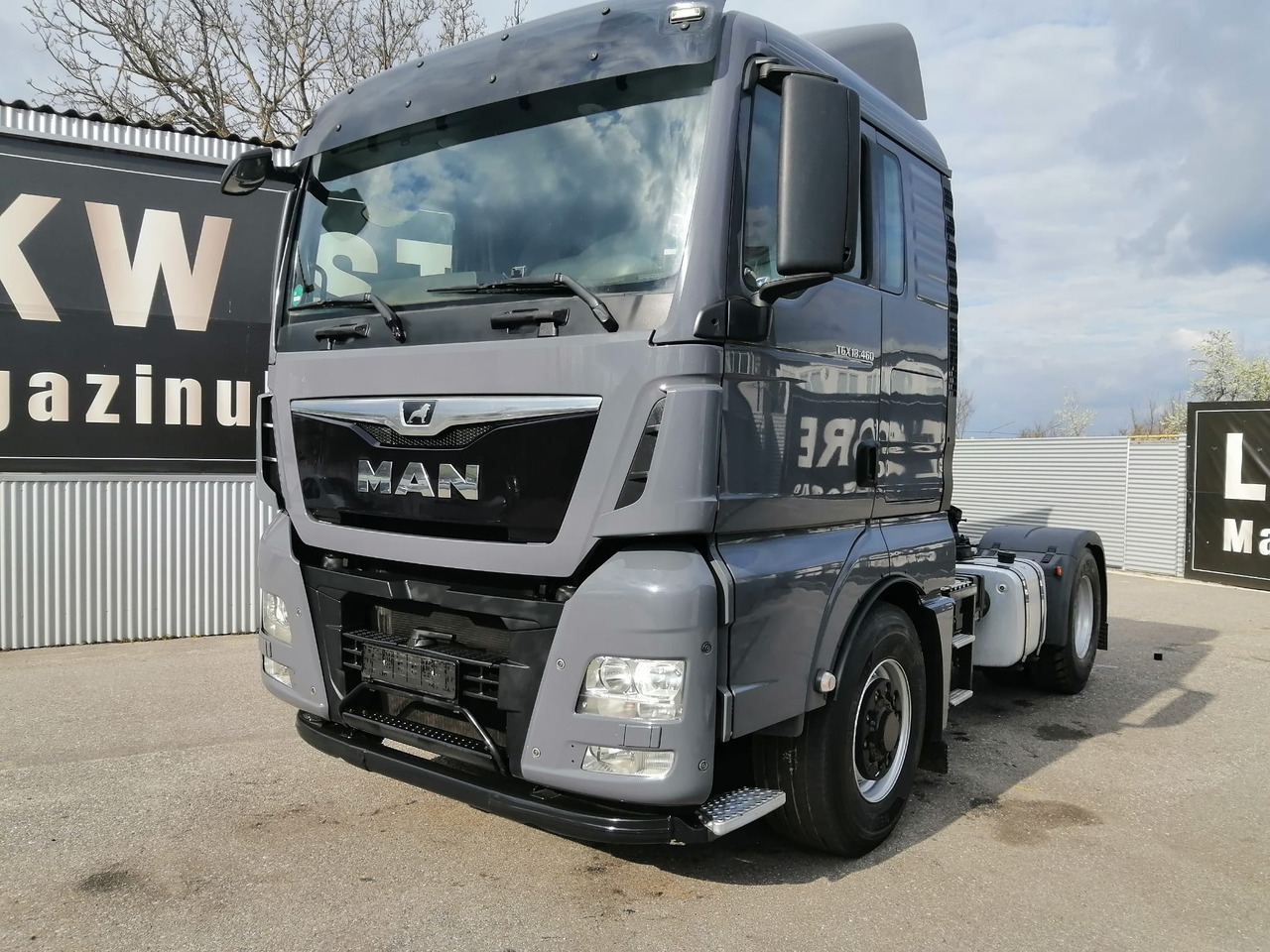 MAN 18.460 TGX 4X4 Hidro Drive TOP !!! - Tegljač: slika MAN 18.460 TGX 4X4 Hidro Drive TOP !!! - Tegljač MAN 18.460 TGX 4X4 Hidro Drive TOP !!! - Tegljač: slika MAN 18.460 TGX 4X4 Hidro Drive TOP !!! - Tegljač