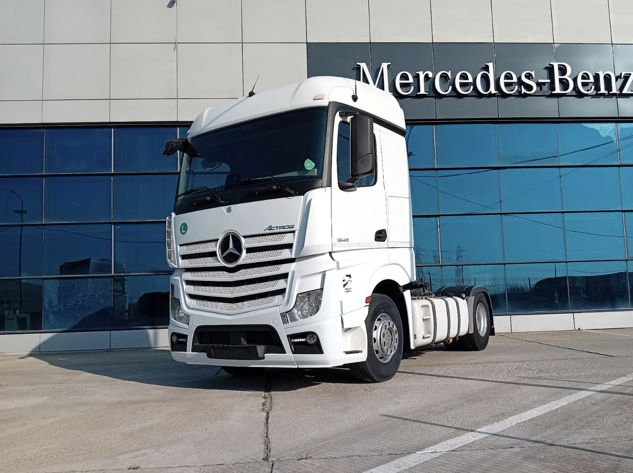 Mercedes-Benz Actros 1845 LS, TOP !!! - Tegljač: slika Mercedes-Benz Actros 1845 LS, TOP !!! - Tegljač Mercedes-Benz Actros 1845 LS, TOP !!! - Tegljač: slika Mercedes-Benz Actros 1845 LS, TOP !!! - Tegljač