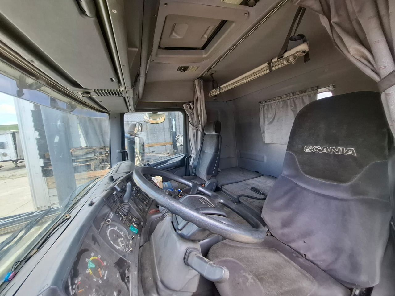 Scania B 6X2 - Tegljač: slika Scania B 6X2 - Tegljač Scania B 6X2 - Tegljač: slika Scania B 6X2 - Tegljač