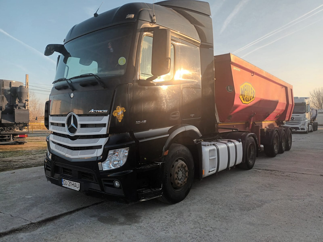 Tractor Head Mercedes-Benz Actros (2014) + Semi-trailer Tipper Meiller – Kipper (2004) - Tegljač: slika Tractor Head Mercedes-Benz Actros (2014) + Semi-trailer Tipper Meiller – Kipper (2004) - Tegljač Tractor Head Mercedes-Benz Actros (2014) + Semi-trailer Tipper Meiller – Kipper (2004) - Tegljač: slika Tractor Head Mercedes-Benz Actros (2014) + Semi-trailer Tipper Meiller – Kipper (2004) - Tegljač