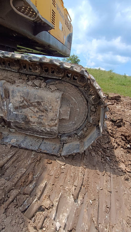 VOLVO EC 360 EXCAVATOR - Bager gusjeničar: slika VOLVO EC 360 EXCAVATOR - Bager gusjeničar VOLVO EC 360 EXCAVATOR - Bager gusjeničar: slika VOLVO EC 360 EXCAVATOR - Bager gusjeničar