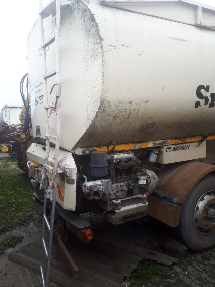 VOLVO FM12 Animal Feed Tank Truck - Kamion cisterna: slika VOLVO FM12 Animal Feed Tank Truck - Kamion cisterna VOLVO FM12 Animal Feed Tank Truck - Kamion cisterna: slika VOLVO FM12 Animal Feed Tank Truck - Kamion cisterna