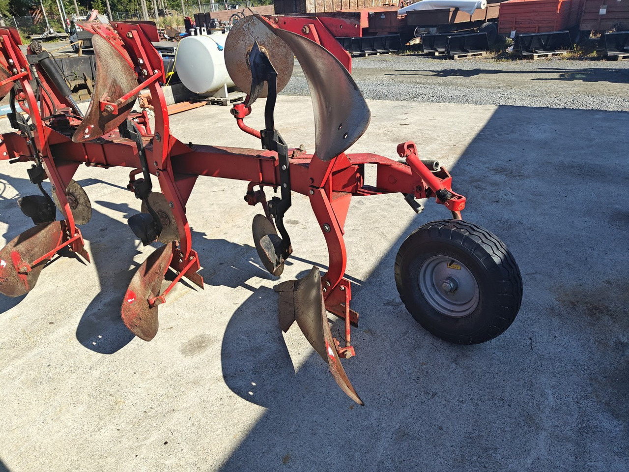 Agrolux MRSD 3-siipinen paluuaura - Plug: slika Agrolux MRSD 3-siipinen paluuaura - Plug Agrolux MRSD 3-siipinen paluuaura - Plug: slika Agrolux MRSD 3-siipinen paluuaura - Plug