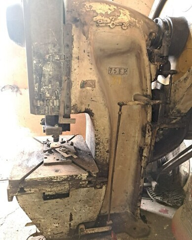 Epäkeskopuristin 60 tn Eisenwerk Hensel - Stroj za obradu metala: slika Epäkeskopuristin 60 tn Eisenwerk Hensel - Stroj za obradu metala Epäkeskopuristin 60 tn Eisenwerk Hensel - Stroj za obradu metala: slika Epäkeskopuristin 60 tn Eisenwerk Hensel - Stroj za obradu metala
