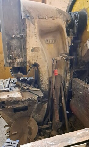 Epäkeskopuristin 60 tn Eisenwerk Hensel - Stroj za obradu metala: slika Epäkeskopuristin 60 tn Eisenwerk Hensel - Stroj za obradu metala Epäkeskopuristin 60 tn Eisenwerk Hensel - Stroj za obradu metala: slika Epäkeskopuristin 60 tn Eisenwerk Hensel - Stroj za obradu metala