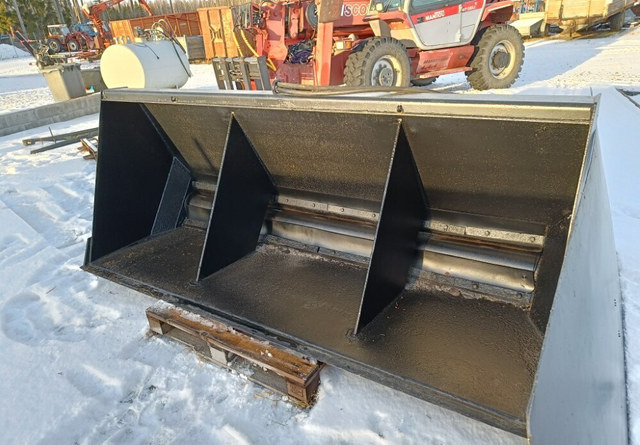 Hiekoituskauha 250cm - hydraulinen - Posipač pijeska/ Soli: slika Hiekoituskauha 250cm - hydraulinen - Posipač pijeska/ Soli Hiekoituskauha 250cm - hydraulinen - Posipač pijeska/ Soli: slika Hiekoituskauha 250cm - hydraulinen - Posipač pijeska/ Soli