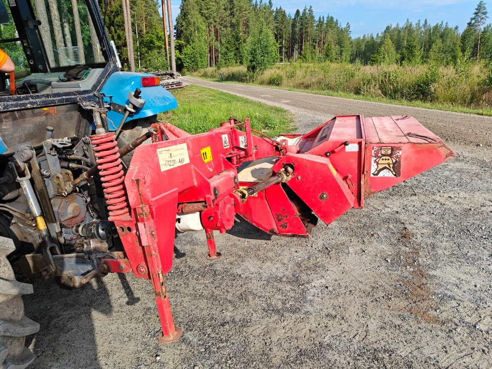 Junkkari Niittomurskain NM245NS Hydro, katso video! - Malčer sa čekićima: slika Junkkari Niittomurskain NM245NS Hydro, katso video! - Malčer sa čekićima Junkkari Niittomurskain NM245NS Hydro, katso video! - Malčer sa čekićima: slika Junkkari Niittomurskain NM245NS Hydro, katso video! - Malčer sa čekićima