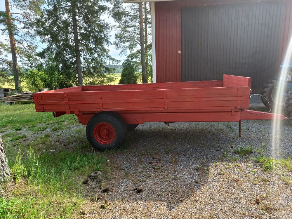 Kipa kippikärry 1-akselinen, kantavuus 7000kg, siisti kärry - Nagibna prikolica za poljoprivredna gospodarstva/ Istovarivač: slika Kipa kippikärry 1-akselinen, kantavuus 7000kg, siisti kärry - Nagibna prikolica za poljoprivredna gospodarstva/ Istovarivač Kipa kippikärry 1-akselinen, kantavuus 7000kg, siisti kärry - Nagibna prikolica za poljoprivredna gospodarstva/ Istovarivač: slika Kipa kippikärry 1-akselinen, kantavuus 7000kg, siisti kärry - Nagibna prikolica za poljoprivredna gospodarstva/ Istovarivač