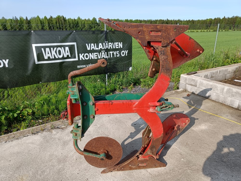 Kverneland E8 paluuauran siipipari 16 tuumainen - Plug: slika Kverneland E8 paluuauran siipipari 16 tuumainen - Plug Kverneland E8 paluuauran siipipari 16 tuumainen - Plug: slika Kverneland E8 paluuauran siipipari 16 tuumainen - Plug