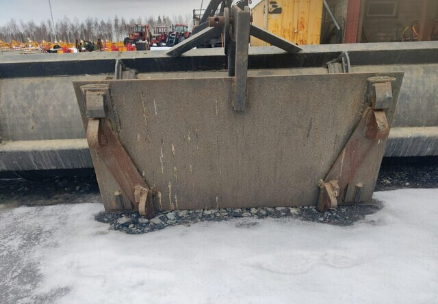 Lumilevy - Puskulevy 350cm - EURO ja 3pistekiinnitys - Ralica za snijeg za Poljoprivredni strojevi: slika Lumilevy - Puskulevy 350cm - EURO ja 3pistekiinnitys - Ralica za snijeg za Poljoprivredni strojevi Lumilevy - Puskulevy 350cm - EURO ja 3pistekiinnitys - Ralica za snijeg za Poljoprivredni strojevi: slika Lumilevy - Puskulevy 350cm - EURO ja 3pistekiinnitys - Ralica za snijeg za Poljoprivredni strojevi