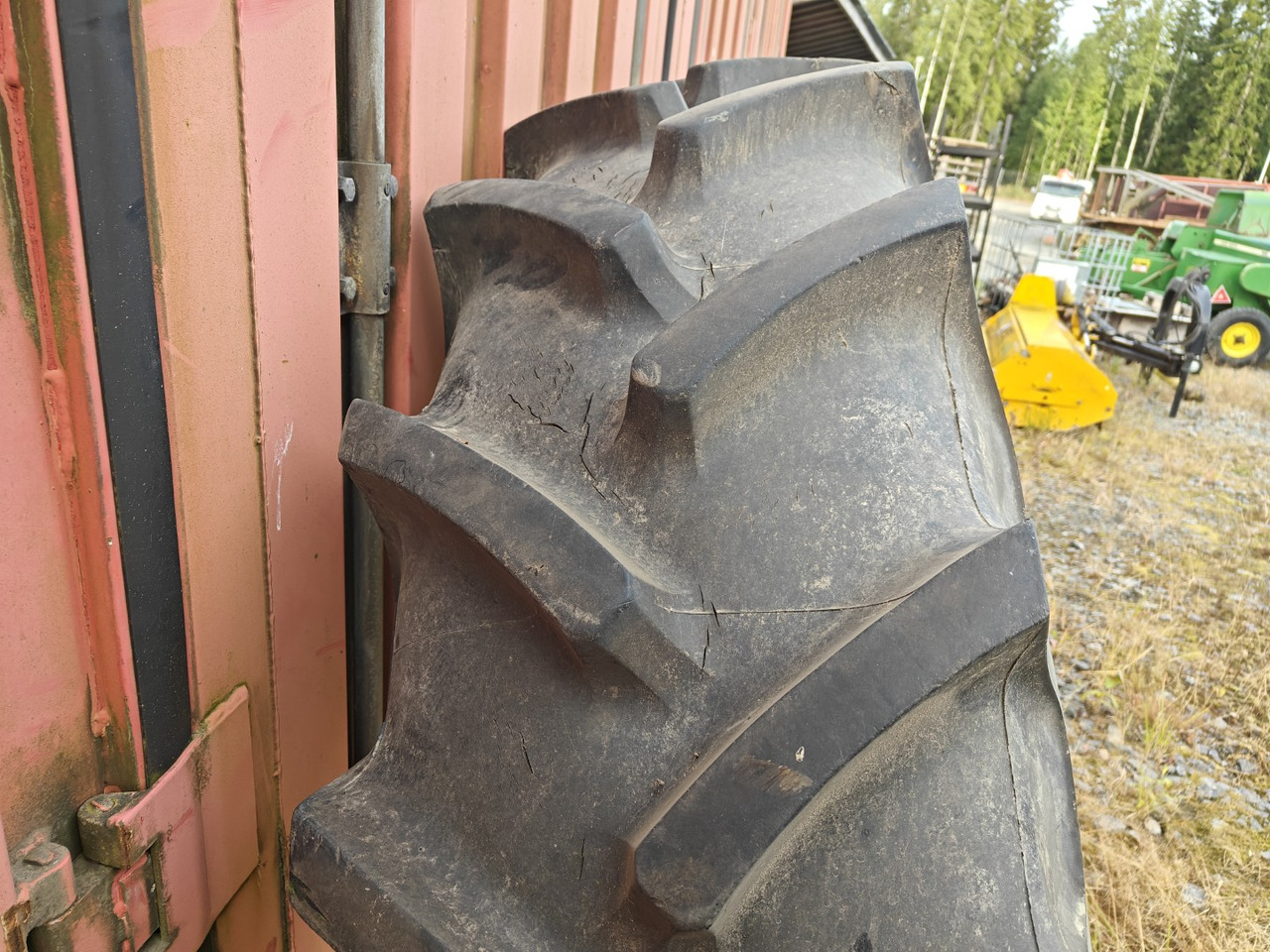 MICHELIN 18.4R38 traktorin renkaat - Gume i felge za Traktor: slika MICHELIN 18.4R38 traktorin renkaat - Gume i felge za Traktor MICHELIN 18.4R38 traktorin renkaat - Gume i felge za Traktor: slika MICHELIN 18.4R38 traktorin renkaat - Gume i felge za Traktor