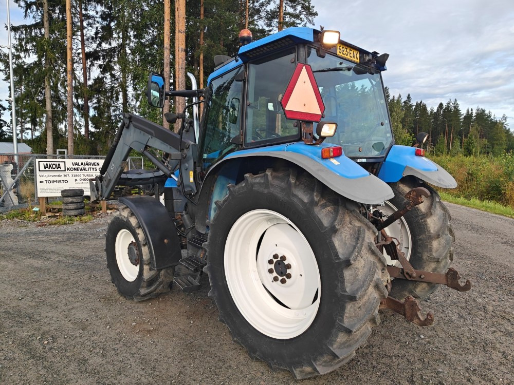 New Holland TS100, ES vaihteisto, ilmastointi, etukuormaaja Ålö Q55, katso video! - Traktor: slika New Holland TS100, ES vaihteisto, ilmastointi, etukuormaaja Ålö Q55, katso video! - Traktor New Holland TS100, ES vaihteisto, ilmastointi, etukuormaaja Ålö Q55, katso video! - Traktor: slika New Holland TS100, ES vaihteisto, ilmastointi, etukuormaaja Ålö Q55, katso video! - Traktor