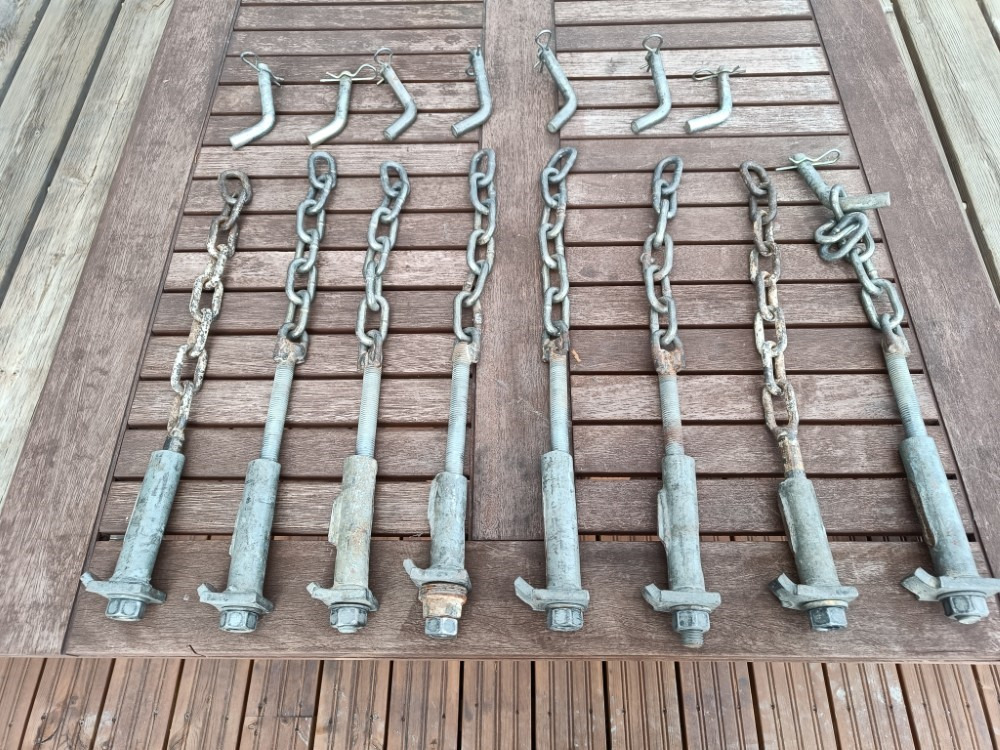 Paripyörät 16.9x38 Raju liukukaulusvanteilla - Guma za Traktor: slika Paripyörät 16.9x38 Raju liukukaulusvanteilla - Guma za Traktor Paripyörät 16.9x38 Raju liukukaulusvanteilla - Guma za Traktor: slika Paripyörät 16.9x38 Raju liukukaulusvanteilla - Guma za Traktor