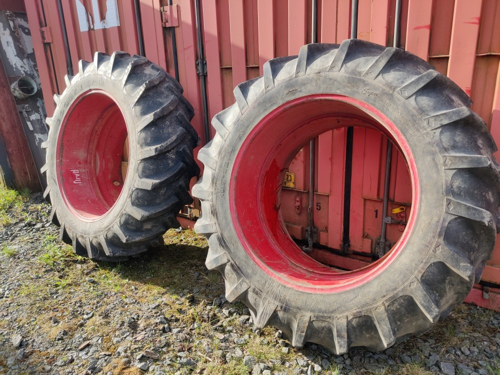 Paripyörät 16.9x38 Raju liukukaulusvanteilla - Guma za Traktor: slika Paripyörät 16.9x38 Raju liukukaulusvanteilla - Guma za Traktor Paripyörät 16.9x38 Raju liukukaulusvanteilla - Guma za Traktor: slika Paripyörät 16.9x38 Raju liukukaulusvanteilla - Guma za Traktor