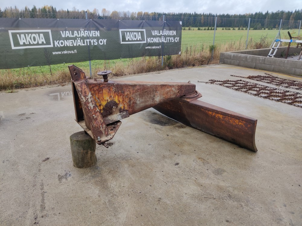 Perälevy Raju 180cm Pienempään traktoriin - Oprema za obradu tla: slika Perälevy Raju 180cm Pienempään traktoriin - Oprema za obradu tla Perälevy Raju 180cm Pienempään traktoriin - Oprema za obradu tla: slika Perälevy Raju 180cm Pienempään traktoriin - Oprema za obradu tla