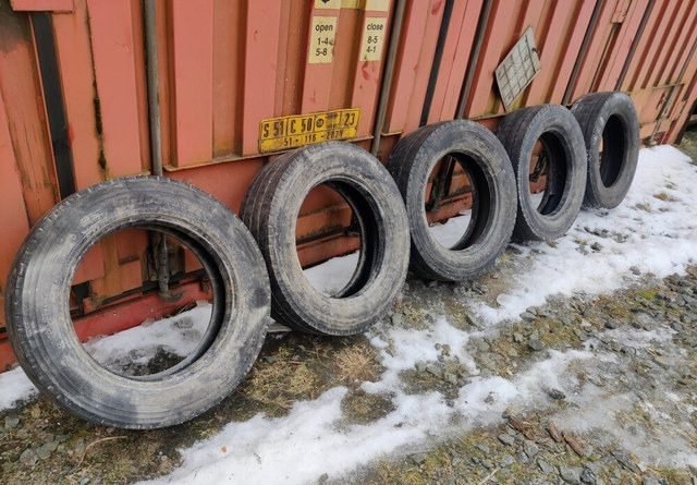 Renkaat 5 kpl koko 205/65R17.5 - Guma za Poljoprivredni strojevi: slika Renkaat 5 kpl koko 205/65R17.5 - Guma za Poljoprivredni strojevi Renkaat 5 kpl koko 205/65R17.5 - Guma za Poljoprivredni strojevi: slika Renkaat 5 kpl koko 205/65R17.5 - Guma za Poljoprivredni strojevi