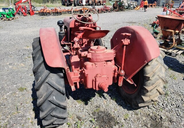 Takra traktoreita 2kpl ja varamoottori - Traktor: slika Takra traktoreita 2kpl ja varamoottori - Traktor Takra traktoreita 2kpl ja varamoottori - Traktor: slika Takra traktoreita 2kpl ja varamoottori - Traktor