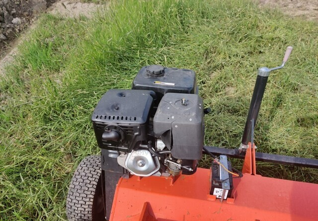 Tarmo ATV120 kesantomurskain - VIDEO - Malčer sa čekićima: slika  Tarmo ATV120 kesantomurskain - VIDEO - Malčer sa čekićima Tarmo ATV120 kesantomurskain - VIDEO - Malčer sa čekićima: slika  Tarmo ATV120 kesantomurskain - VIDEO - Malčer sa čekićima