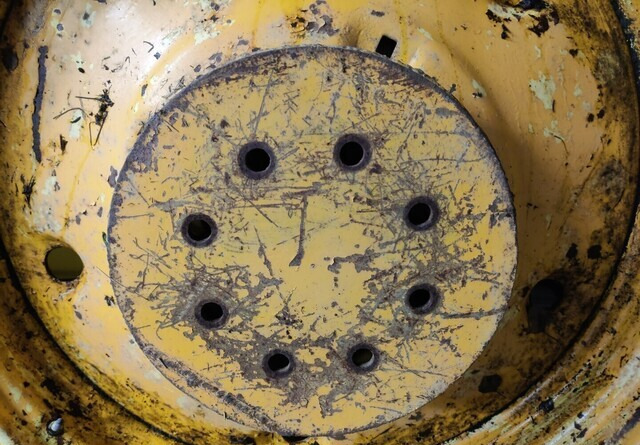 Traktorin renkaat 13.6/12x38 vanteilla - Guma za Traktor: slika Traktorin renkaat 13.6/12x38 vanteilla - Guma za Traktor Traktorin renkaat 13.6/12x38 vanteilla - Guma za Traktor: slika Traktorin renkaat 13.6/12x38 vanteilla - Guma za Traktor