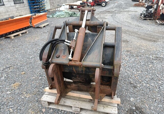 Grajfer za Šumarska oprema Tukkikoura järeä, CAT kurottajan sovitteella: slika Grajfer za Šumarska oprema Tukkikoura järeä, CAT kurottajan sovitteella Grajfer za Šumarska oprema Tukkikoura järeä, CAT kurottajan sovitteella: slika Grajfer za Šumarska oprema Tukkikoura järeä, CAT kurottajan sovitteella