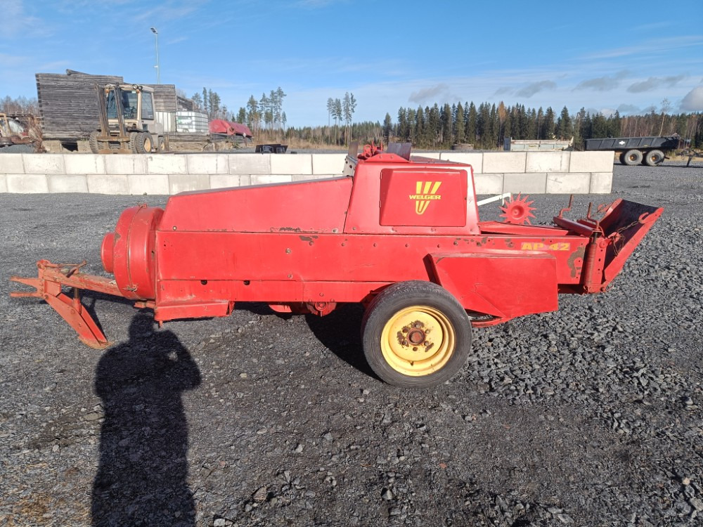 WELGER AP42 - Kvadratna balirka: slika WELGER AP42 - Kvadratna balirka WELGER AP42 - Kvadratna balirka: slika WELGER AP42 - Kvadratna balirka