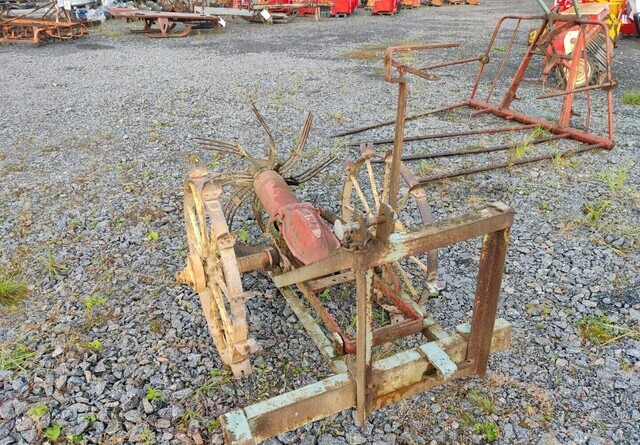 Wärtsilä Peko - perunannostokone - Kombajn za krumpir: slika Wärtsilä Peko - perunannostokone - Kombajn za krumpir Wärtsilä Peko - perunannostokone - Kombajn za krumpir: slika Wärtsilä Peko - perunannostokone - Kombajn za krumpir