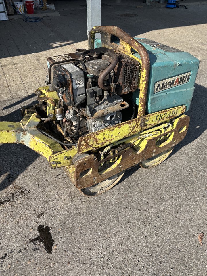 Ammann AR 65 - Mini valjak: slika Ammann AR 65 - Mini valjak Ammann AR 65 - Mini valjak: slika Ammann AR 65 - Mini valjak