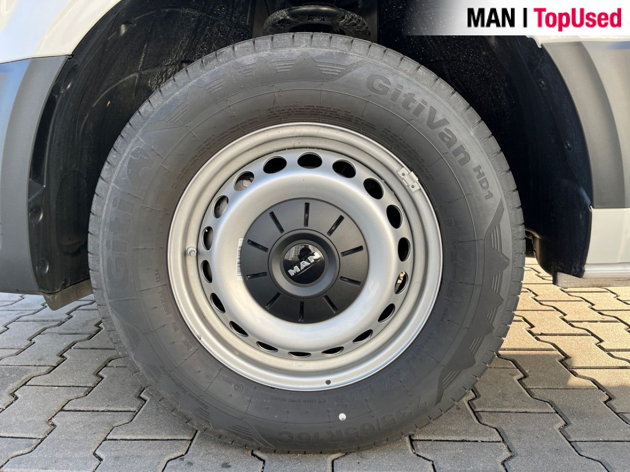 MAN TGE 3.140 4X2F SB flatbed - Furgon: slika MAN TGE 3.140 4X2F SB flatbed - Furgon MAN TGE 3.140 4X2F SB flatbed - Furgon: slika MAN TGE 3.140 4X2F SB flatbed - Furgon