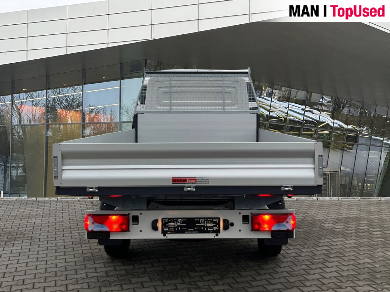 Novi Furgon MAN TGE 3.180 4X2F SB sklápěčka Autotech: slika Novi Furgon MAN TGE 3.180 4X2F SB sklápěčka Autotech