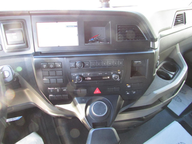 MAN TGX 18.470 4x2 LL SA - Tegljač: slika MAN TGX 18.470 4x2 LL SA - Tegljač MAN TGX 18.470 4x2 LL SA - Tegljač: slika MAN TGX 18.470 4x2 LL SA - Tegljač