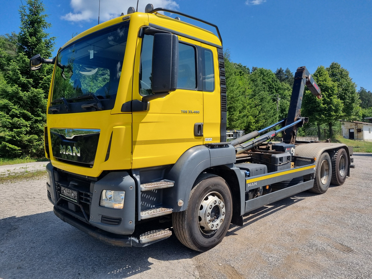 MAN TGS 33.480 6x4 ABROLLKIPPER HIAB Multilift 18 T - Kamion s kukastom dizalicom: slika MAN TGS 33.480 6x4 ABROLLKIPPER HIAB Multilift 18 T - Kamion s kukastom dizalicom MAN TGS 33.480 6x4 ABROLLKIPPER HIAB Multilift 18 T - Kamion s kukastom dizalicom: slika MAN TGS 33.480 6x4 ABROLLKIPPER HIAB Multilift 18 T - Kamion s kukastom dizalicom