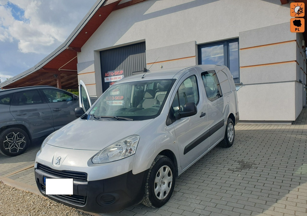 Citroen Berlingo II 5 lub 2 osobowy *long * zabudowa gruau* - Automobil: slika Citroen Berlingo II 5 lub 2 osobowy *long * zabudowa gruau* - Automobil Citroen Berlingo II 5 lub 2 osobowy *long * zabudowa gruau* - Automobil: slika Citroen Berlingo II 5 lub 2 osobowy *long * zabudowa gruau* - Automobil
